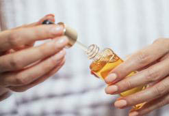 Oils for Use on Face. How to Match Oil to Suit Your Skin Type?