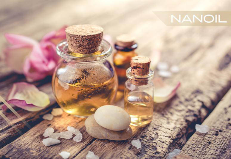 Which oil is best to reduce stretch marks? Check out the most effective skin care & ingredients
