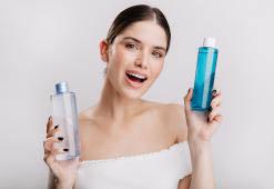 Benefits of Herbal Distillates Revealed. Which Herbal Distillate Should You Choose to Improve Skin?